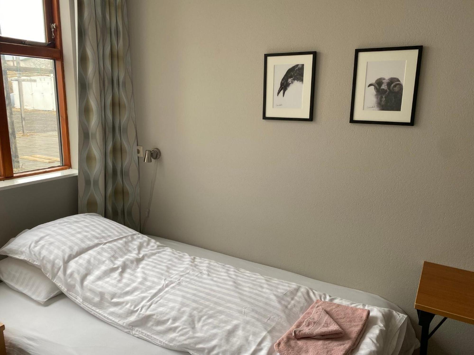 Bakkafloet Guesthouse Varmahlid  Kültér fotó