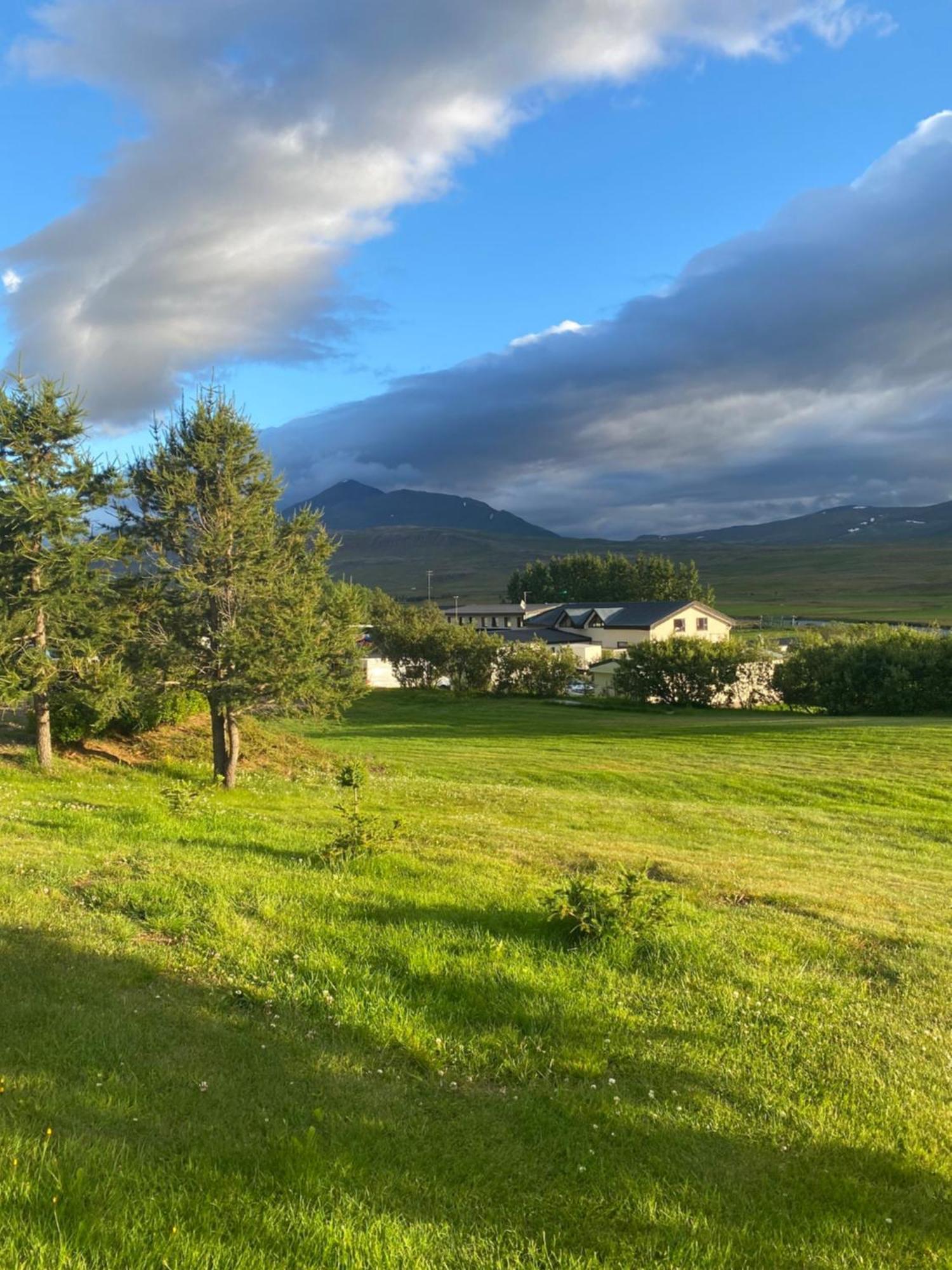 Bakkafloet Guesthouse Varmahlid  Kültér fotó